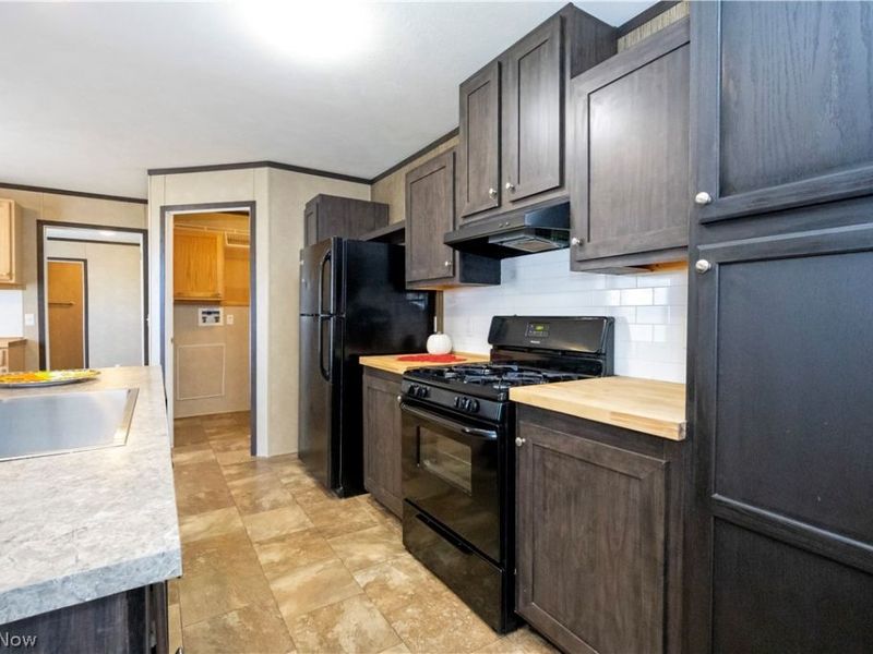 5974 Cleveland Rd , Unit 9, Wooster, OH 44691 Photo 8