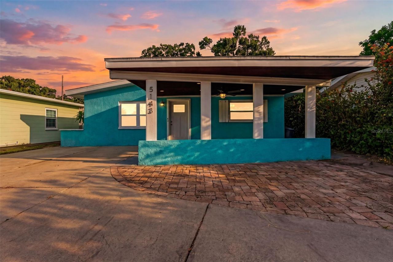 5143 NEWTON AVENUE S Gulfport, FL 
