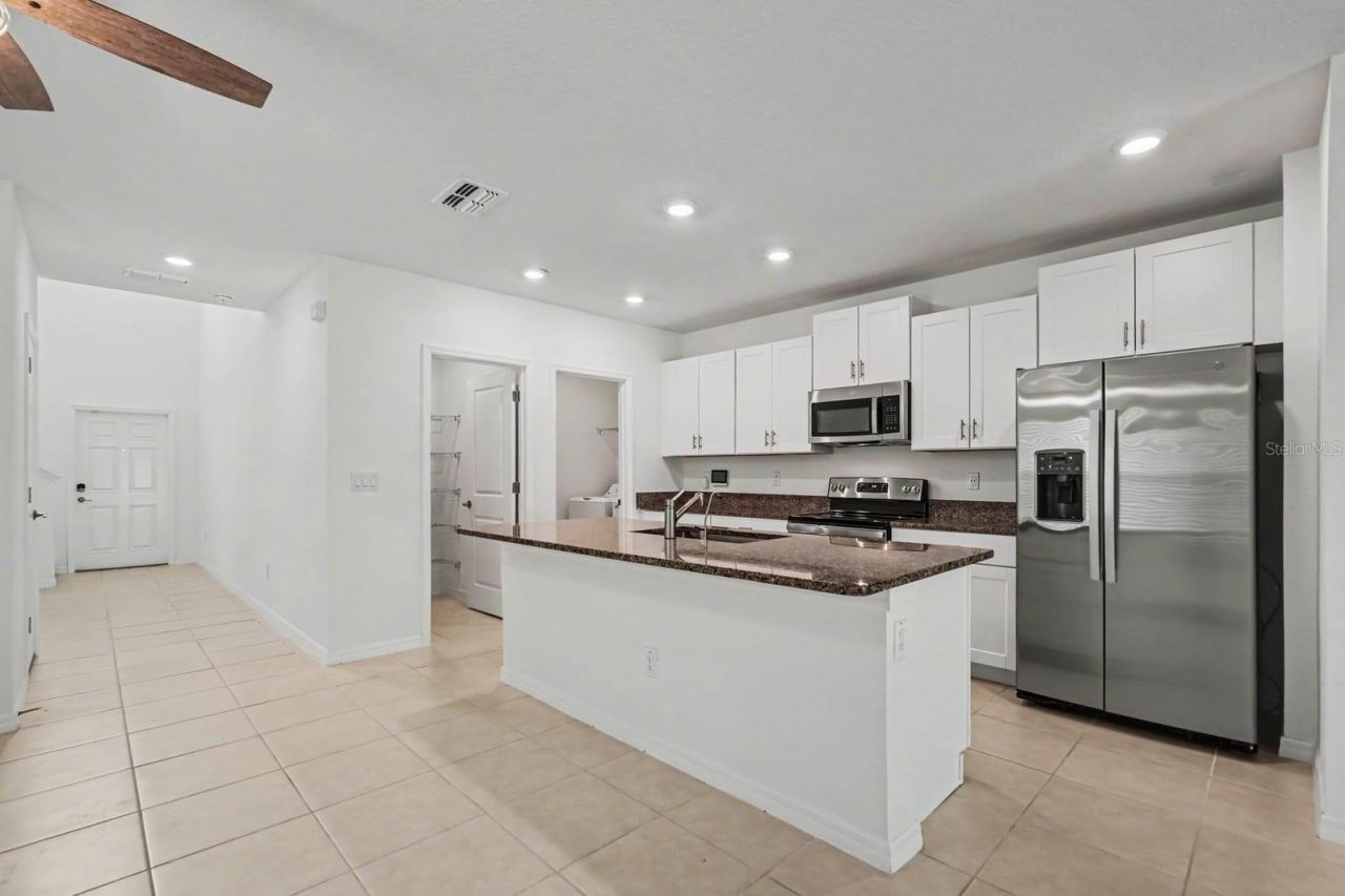6259 Back Forty Loop, Zephyrhills, FL 33541 Photo