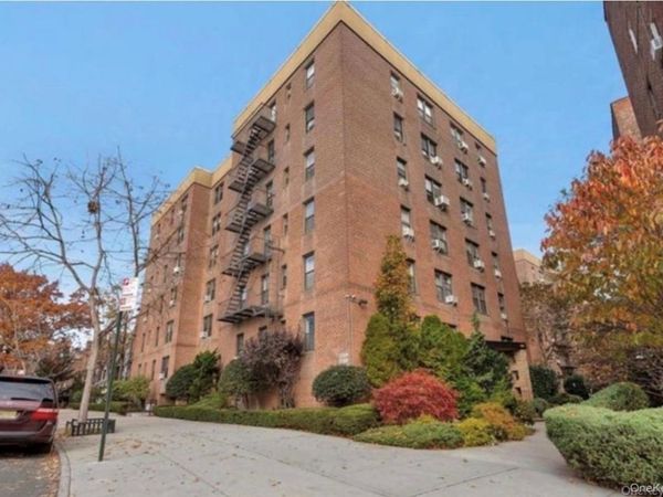 7261 shore road , Unit 1R, Brooklyn, NY 11209