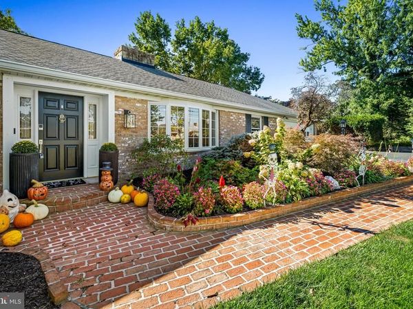 118 SHORBS HILL ROAD, HANOVER, PA 17331