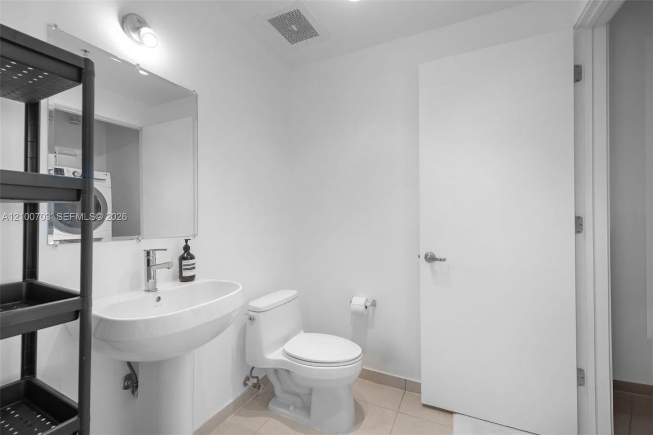 3301 NE 1st Ave , Unit H2711, Miami, FL 33137 Photo