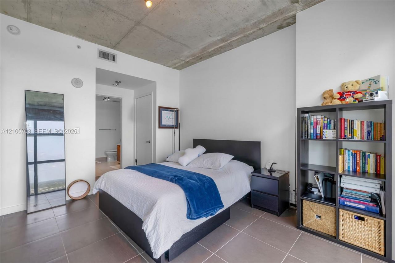 3301 NE 1st Ave , Unit H2711, Miami, FL 33137 Photo
