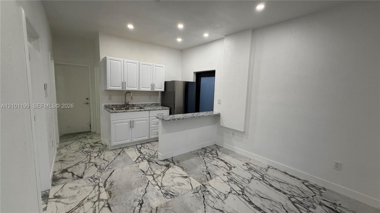 15350 SW 11 St, Miami, FL 33194 Photo