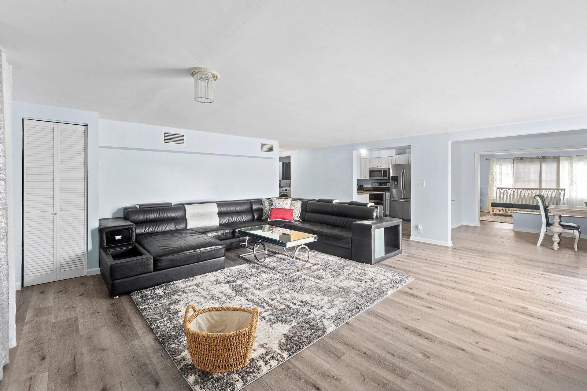 742 Laurel Drive, West Palm Beach, FL 33403 Photo