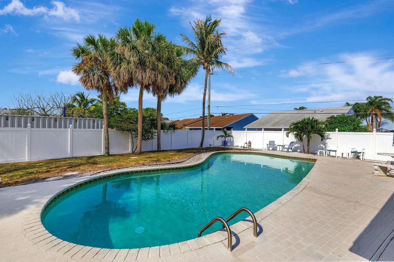 7187 Thompson Road, Boynton Beach, FL 33426 Photo