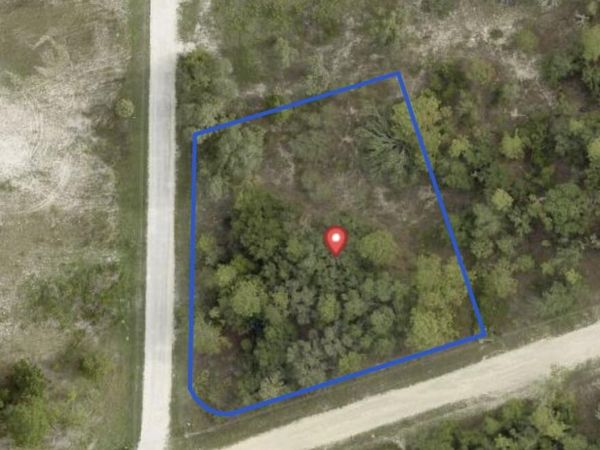 0 velvet scoter Avenue, Weeki Wachee, FL 34614