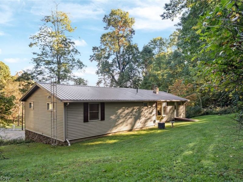 20 Pontiac Trail, Malvern, OH 44644 Photo 28