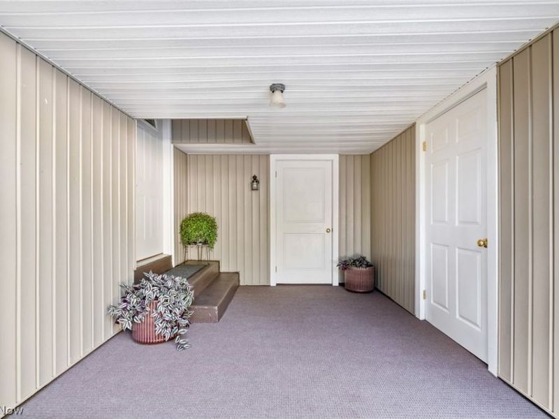 20 Pontiac Trail, Malvern, OH 44644 Photo 5