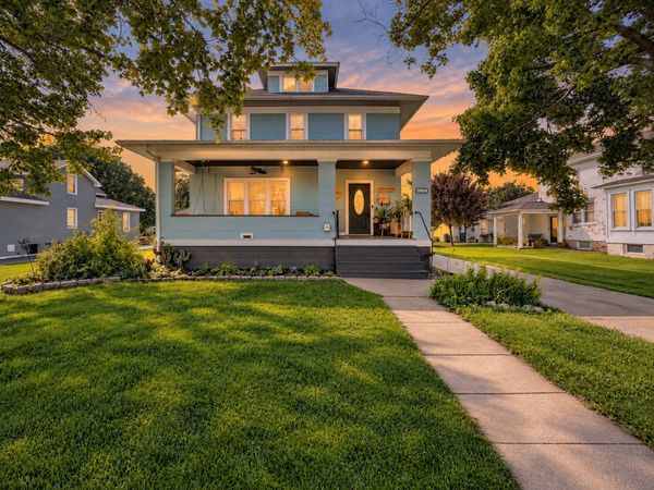 707 S Oakwood Avenue , Geneseo, IL 61254