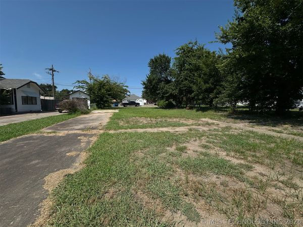 803 E Delaware , McAlester, OK 74501