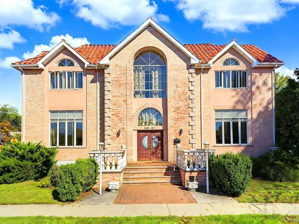 160-01 13 Avenue , Whitestone, NY 11357