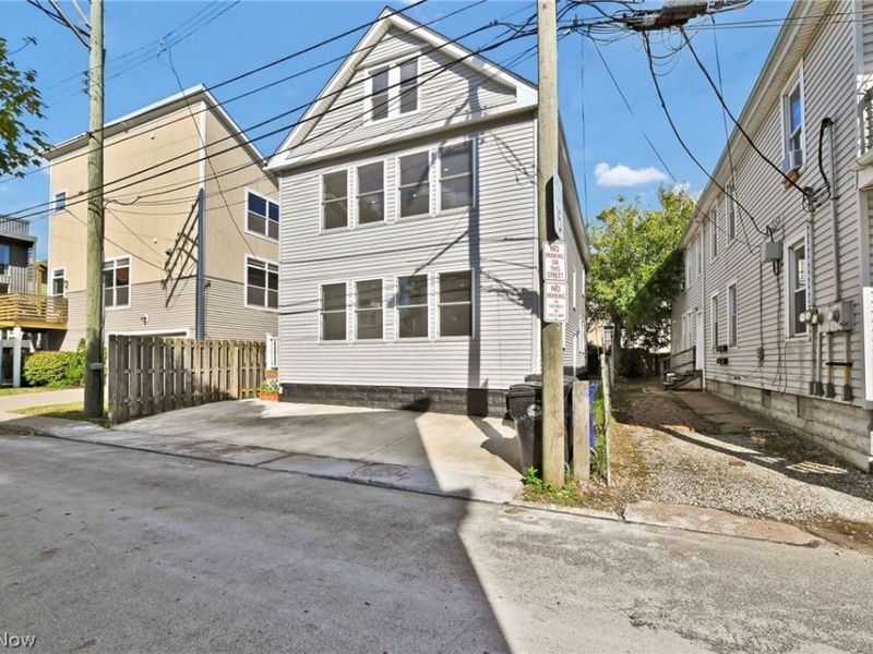 2525 Thurman Avenue, Cleveland, OH 44113 Photo 39