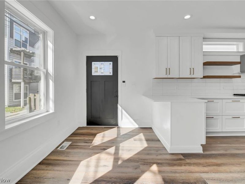 2525 Thurman Avenue, Cleveland, OH 44113 Photo 6