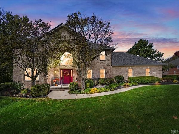2099 Hedge Gate Boulevard, Beavercreek, OH 45431