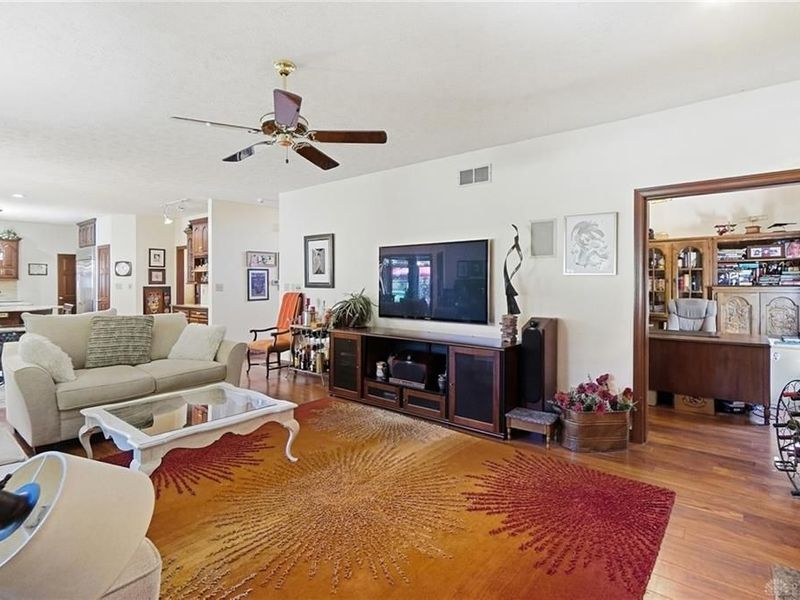 2099 Hedge Gate Boulevard, Beavercreek, OH 45431 Photo 14