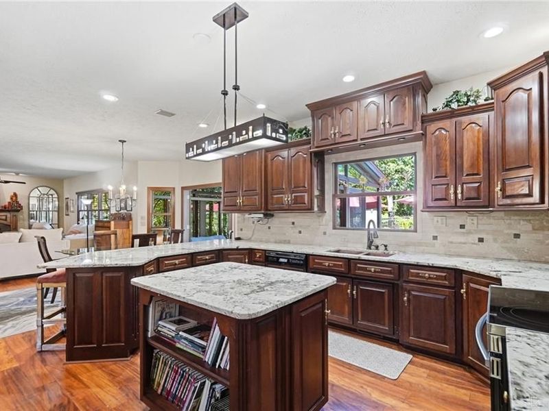 2099 Hedge Gate Boulevard, Beavercreek, OH 45431 Photo 21