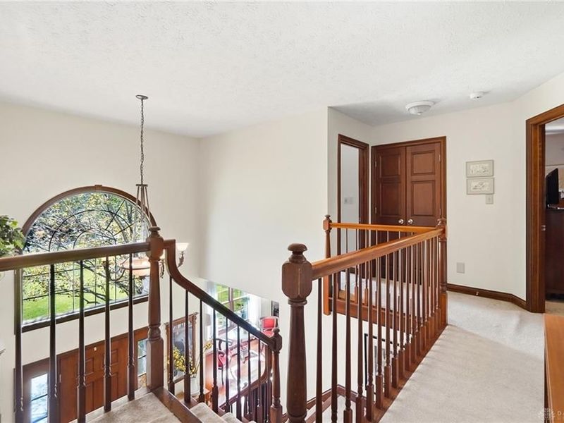 2099 Hedge Gate Boulevard, Beavercreek, OH 45431 Photo 32