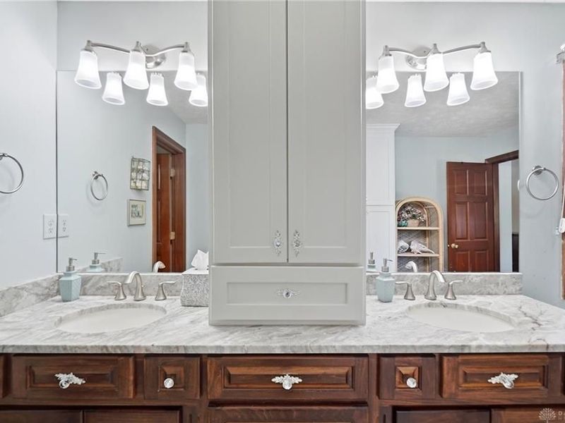 2099 Hedge Gate Boulevard, Beavercreek, OH 45431 Photo 39