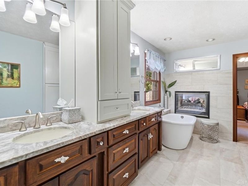 2099 Hedge Gate Boulevard, Beavercreek, OH 45431 Photo 40