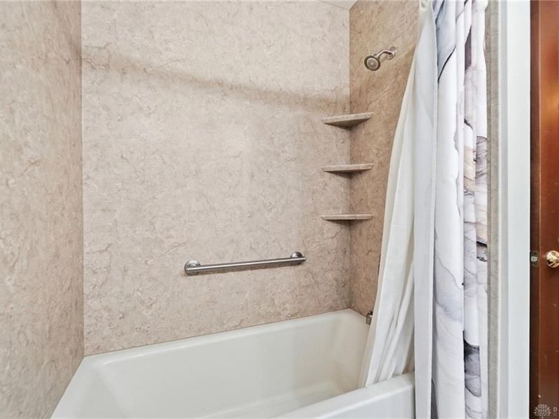 2099 Hedge Gate Boulevard, Beavercreek, OH 45431 Photo 45