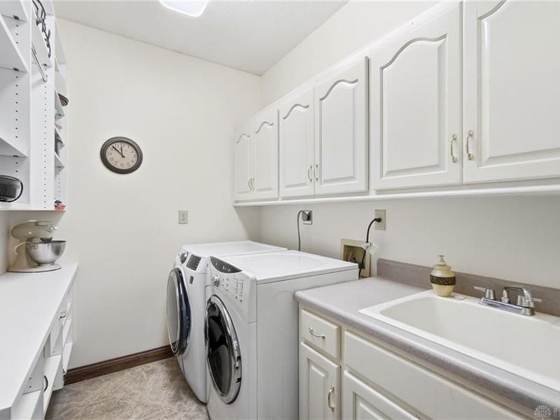 2099 Hedge Gate Boulevard, Beavercreek, OH 45431 Photo 64