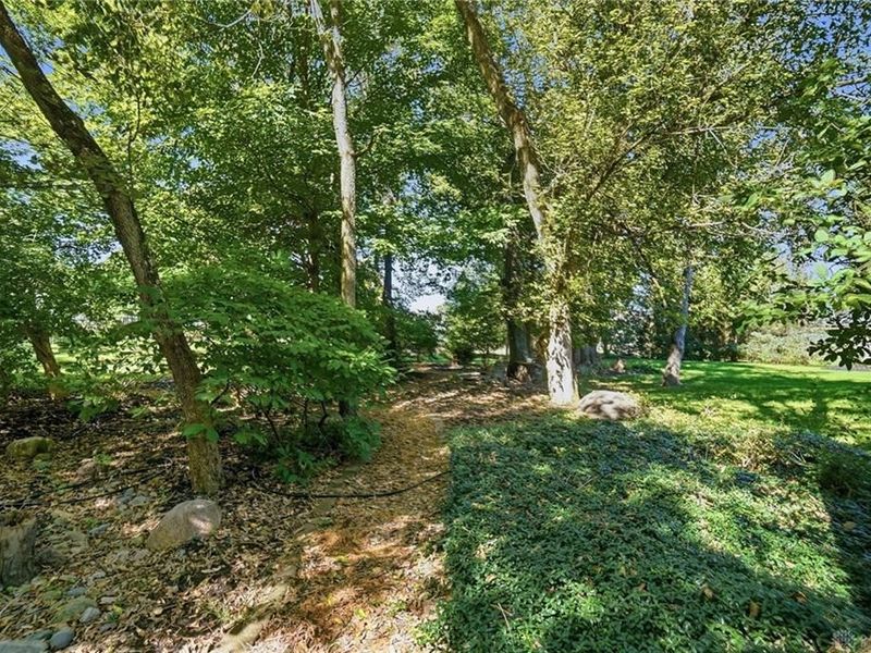 2099 Hedge Gate Boulevard, Beavercreek, OH 45431 Photo 82