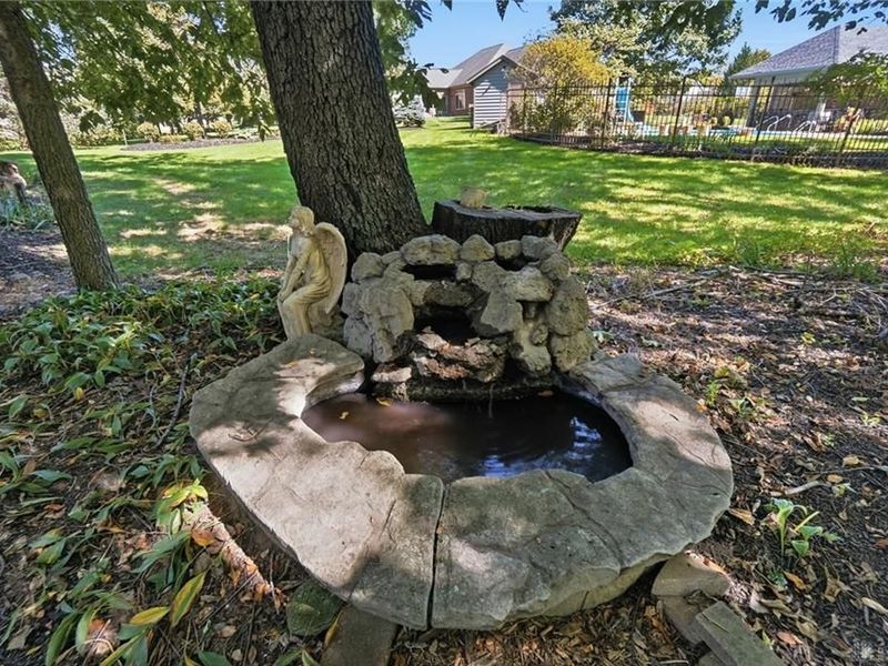 2099 Hedge Gate Boulevard, Beavercreek, OH 45431 Photo 84