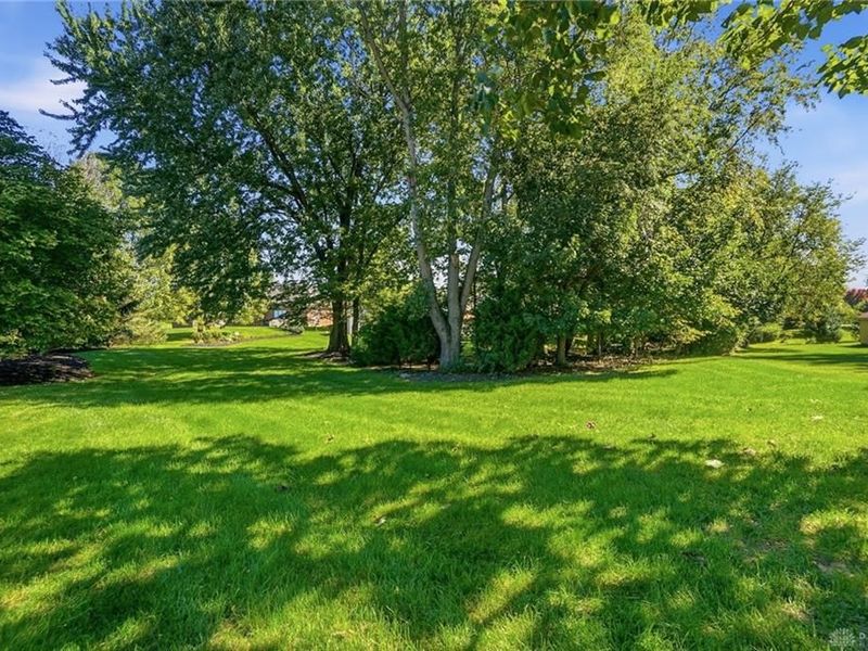 2099 Hedge Gate Boulevard, Beavercreek, OH 45431 Photo 87