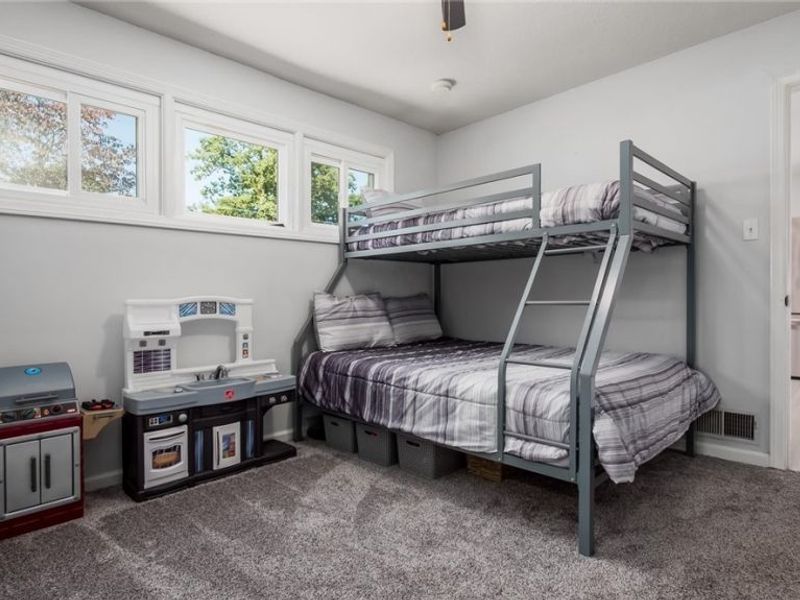 2033 Normandy Circle, Zanesville, OH 43701 Photo 18