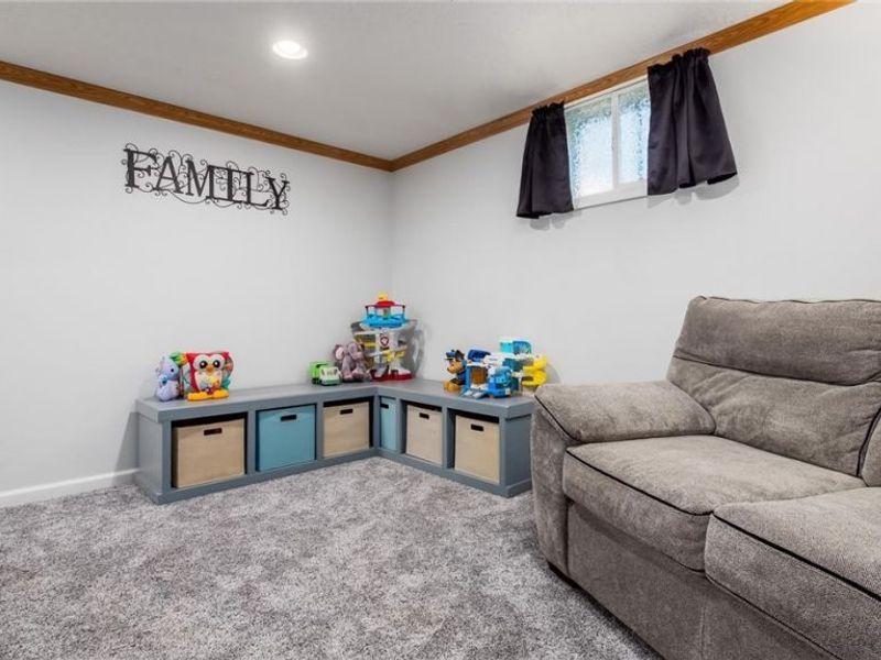 2033 Normandy Circle, Zanesville, OH 43701 Photo 24