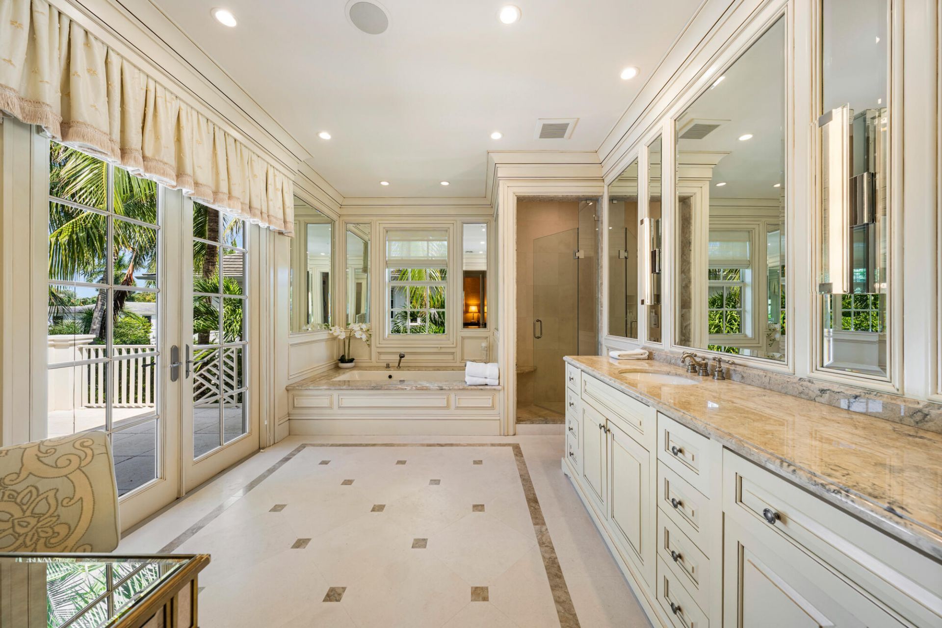 13 Via Vizcaya, Palm Beach, FL 33480 Photo