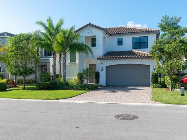 Lake Worth, FL 33463