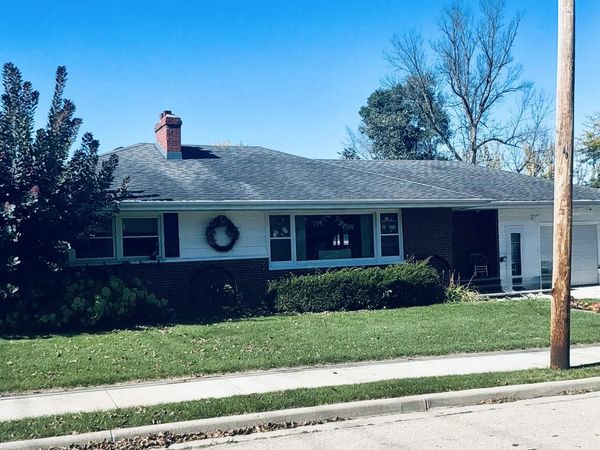 235 S MILL STREET, Hortonville, WI 54944