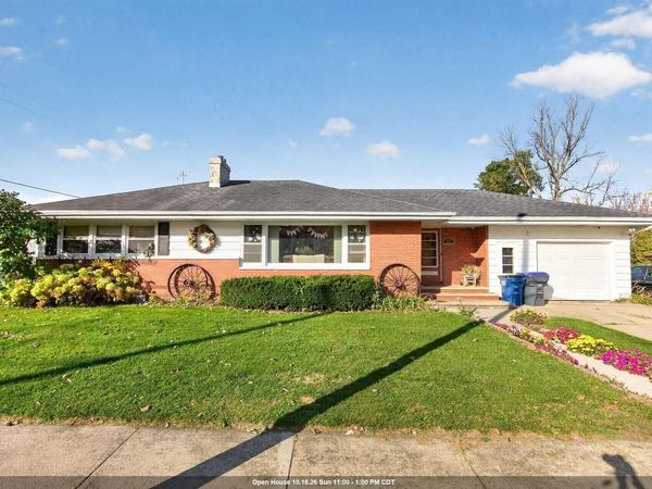 235 S MILL STREET, Hortonville, WI 54944