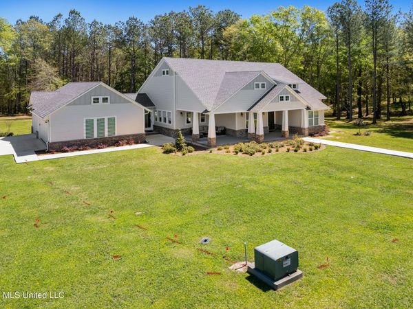 20 Timber Ridge Drive, Laurel, MS 39443