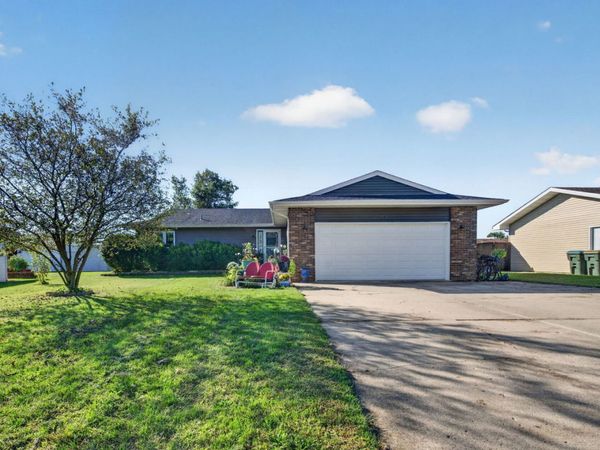 155 W Fox Street , Coal City, IL 60416