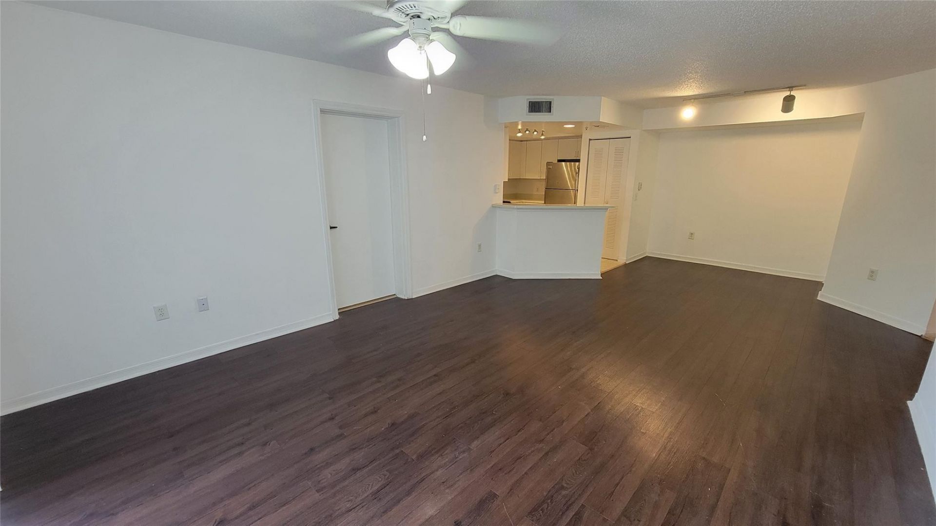 4175 N Haverhill Road, Unit 903, West Palm Beach, FL 33417 Photo