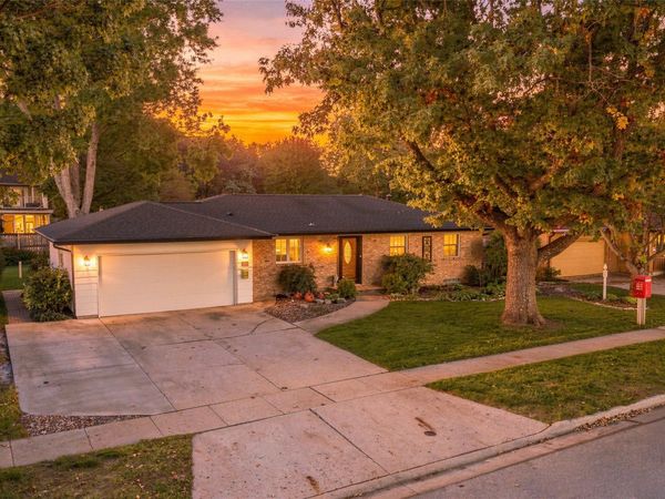 2124 Hayes Avenue, Ames, IA 50010