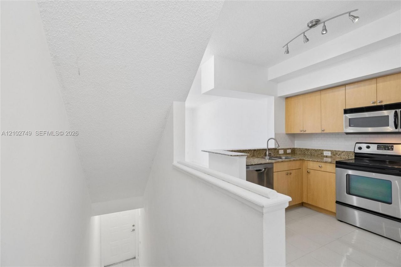 2931 NE 185th St , Unit 1106, Aventura, FL 33180 Photo