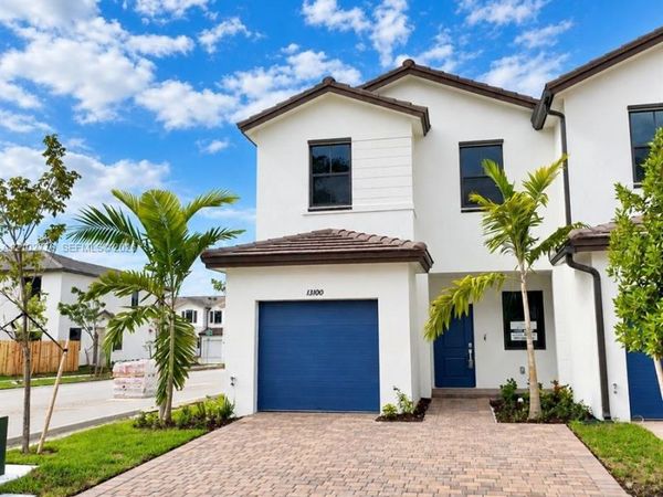 13100 SW 232nd Ter , Miami, FL 33170
