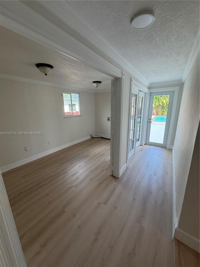 4335 SW 10th St , Miami, FL 33134 Photo