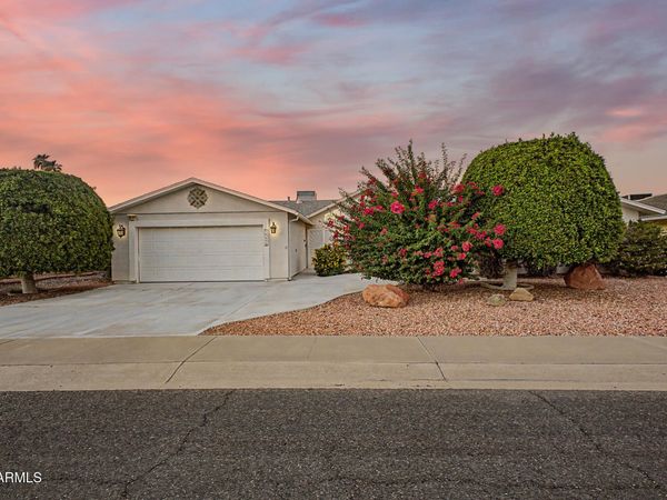 10626 W EMERALD Point, Sun City, AZ 85351