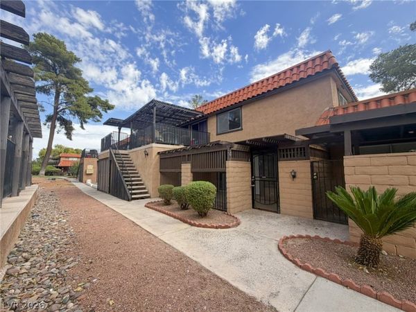 200 Brookside Lane , Unit C, Las Vegas, NV 89107