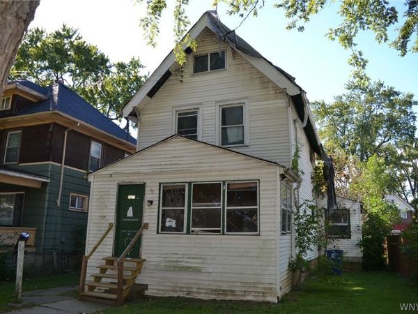 2215 Willow Avenue , Niagara Falls, NY 14305