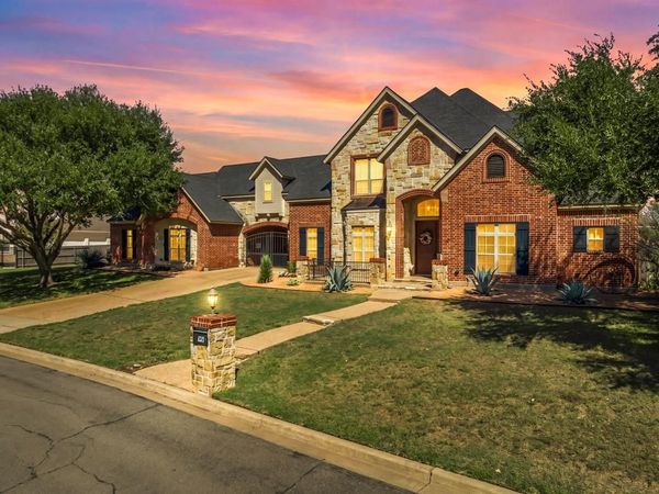 1021 Cascade Trail, McGregor, TX 76657