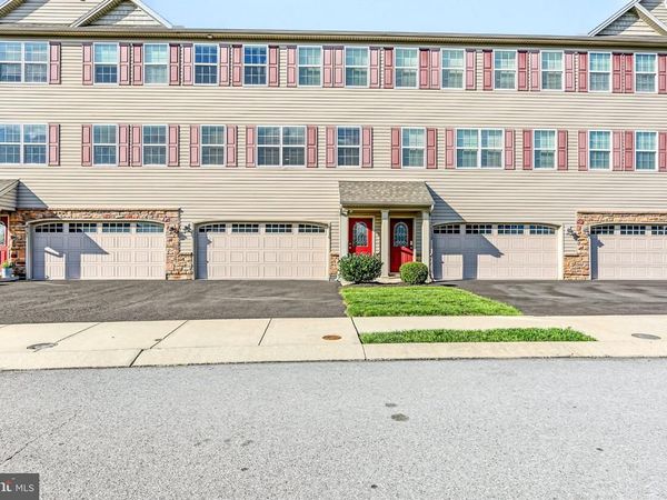 6136 TERRY DAVIS COURT, HARRISBURG, PA 17111