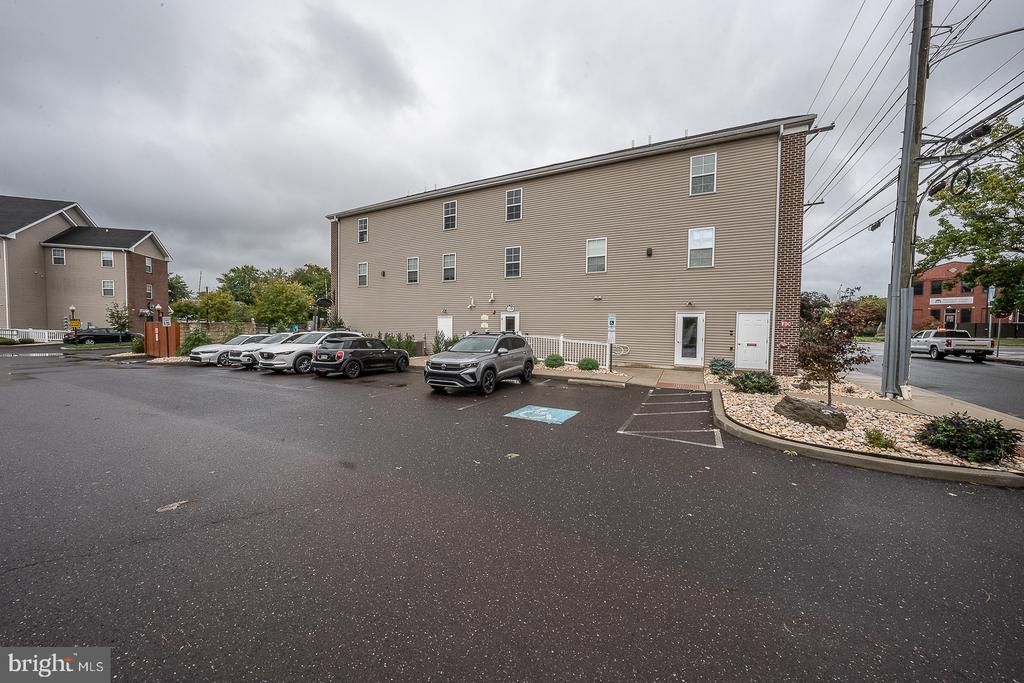 192 S HANOVER STREET, POTTSTOWN, PA 19464