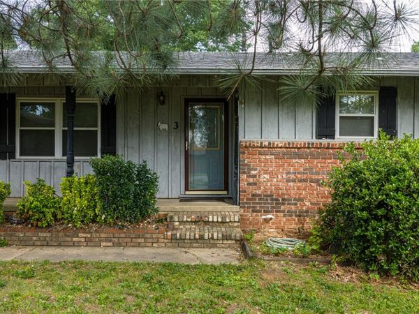 3 Hilltop Place , Van Buren, AR 72956