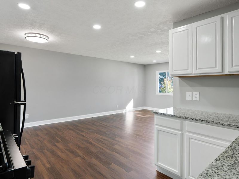 1973 Dunning Road , Columbus, OH 43219 Photo 12